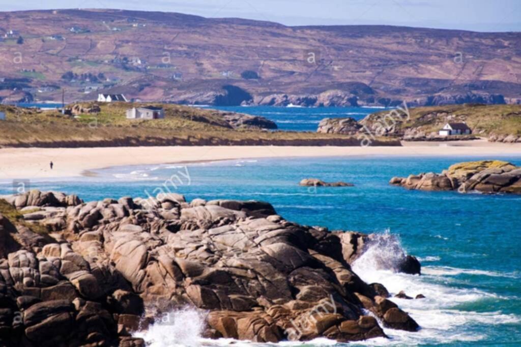 The Chalet Town Centre Dungloe Exteriör bild